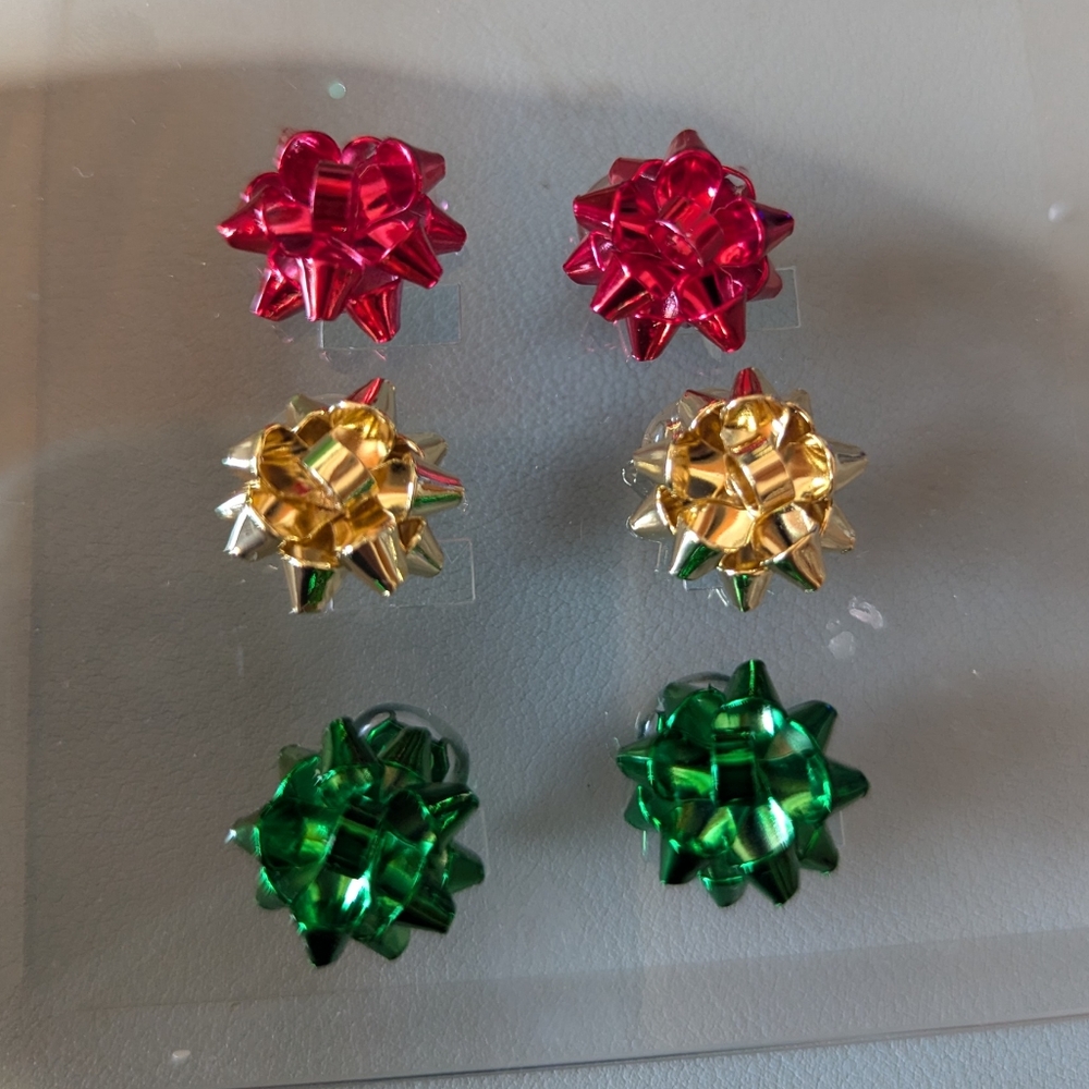 Mini Christmas bow clip earrings